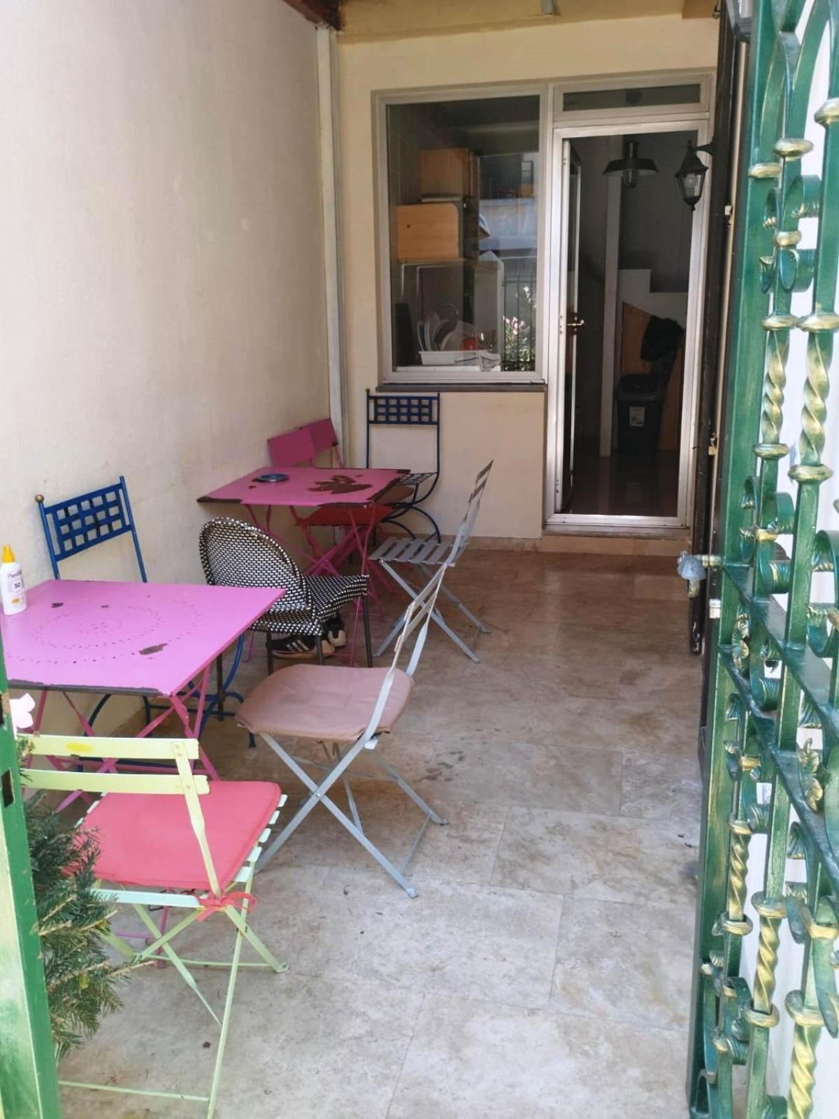 Crew Key West Hostel Antibes Ngoại thất bức ảnh